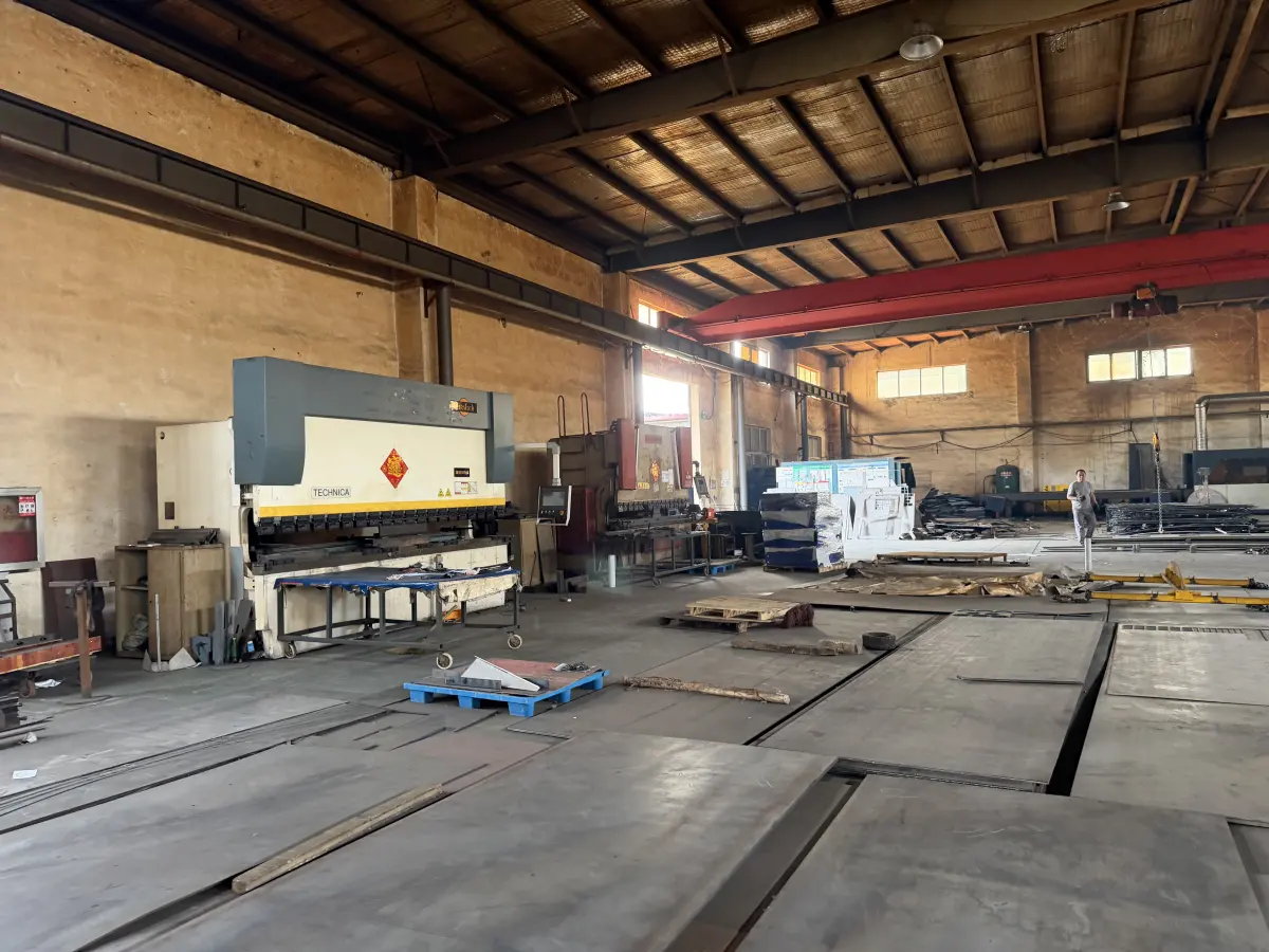 ChenXuan工厂折弯加工车间实景