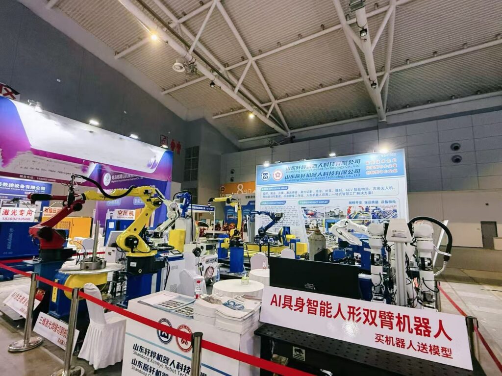 ChenXuan Robot debuted at the Jinnuo Expo, selling collaborative welding robots on the first day